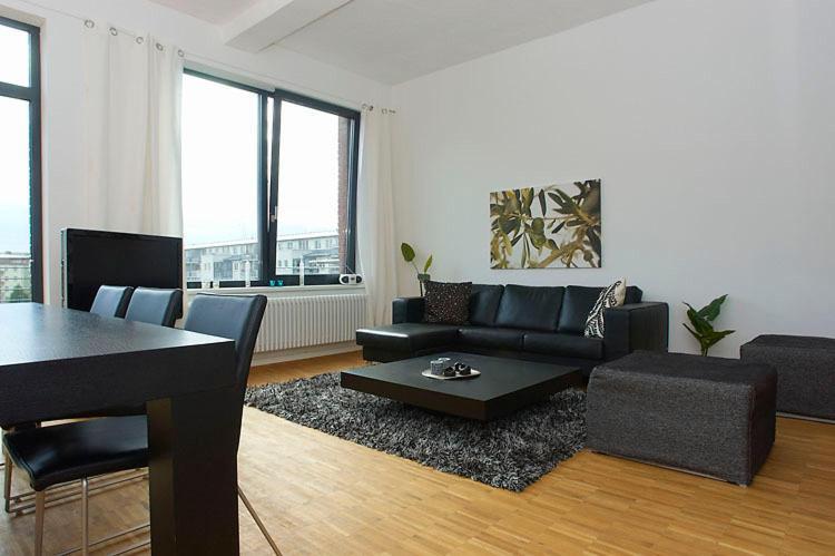 Spacious Studio Apartment Friedrichshain Berlin Bilik gambar