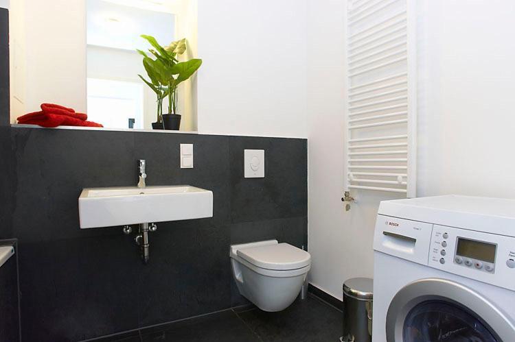 Spacious Studio Apartment Friedrichshain Berlin Bilik gambar